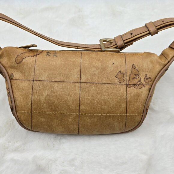 Alviero Geo Classic Waist Pouch - Picture 2 of 12